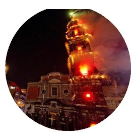 foto incendio campanile Napoli